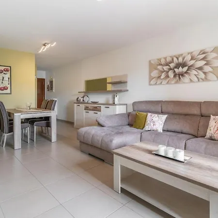 Semesterbostad Casa Ana *